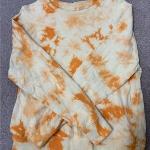 Athleta Orange Cream Tie-Dye Long Sleeve Sweatshirt